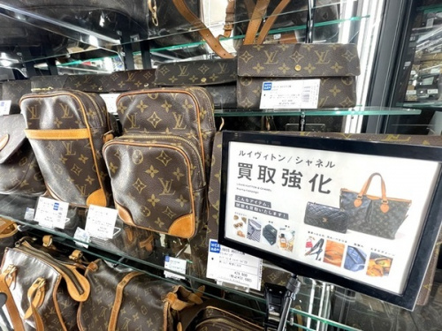 LOUIS VUITTONのルイ・ヴィトン