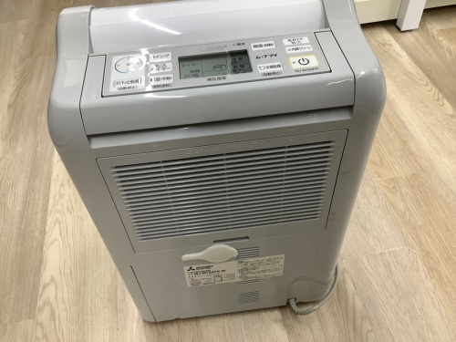 除湿機のコンプレッサー式除湿機