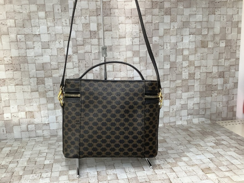 バッグのバニティバッグ