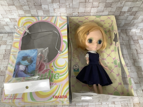 フィギュアのネオブライスドール