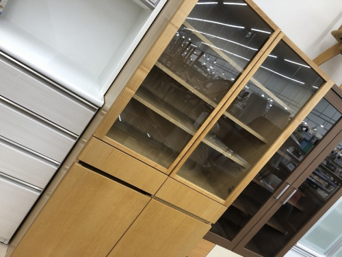 家具のカップボード・食器棚