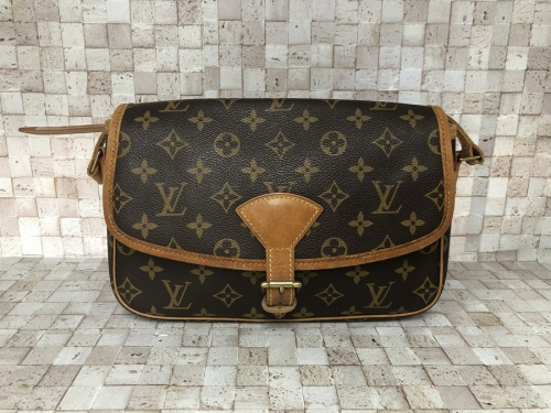 LOUIS VUITTONのショルダーバッグ