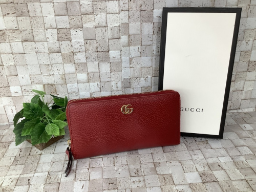 ブランド・ラグジュアリーの財布