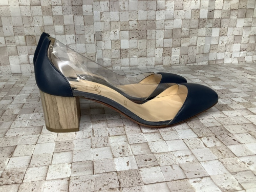 ChristianLouboutinのレディース