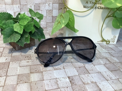 サングラスのTOM FORD