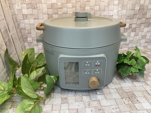 キッチン家電の炊飯器