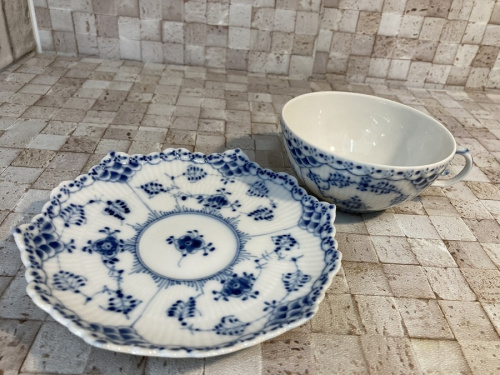 Royal Copenhagenのカップ&ソーサー