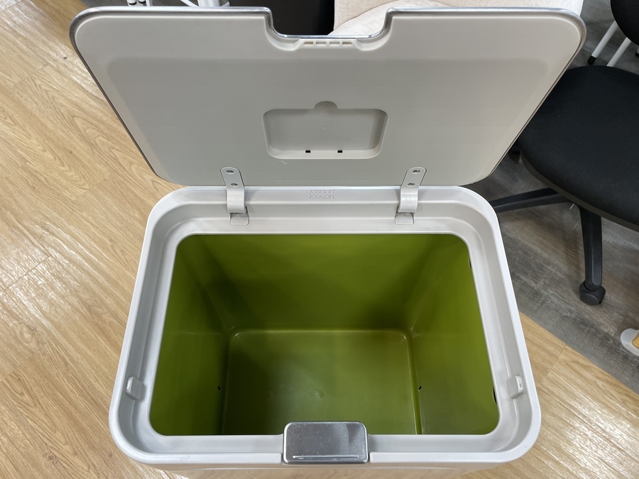 トレファク神戸南店】Joseph ダストボックス です‼︎【取りに来られる