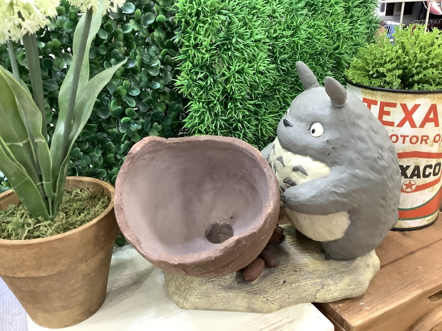 スマホで購入】トトロのガーデニングプランターのご紹介です！｜2022年