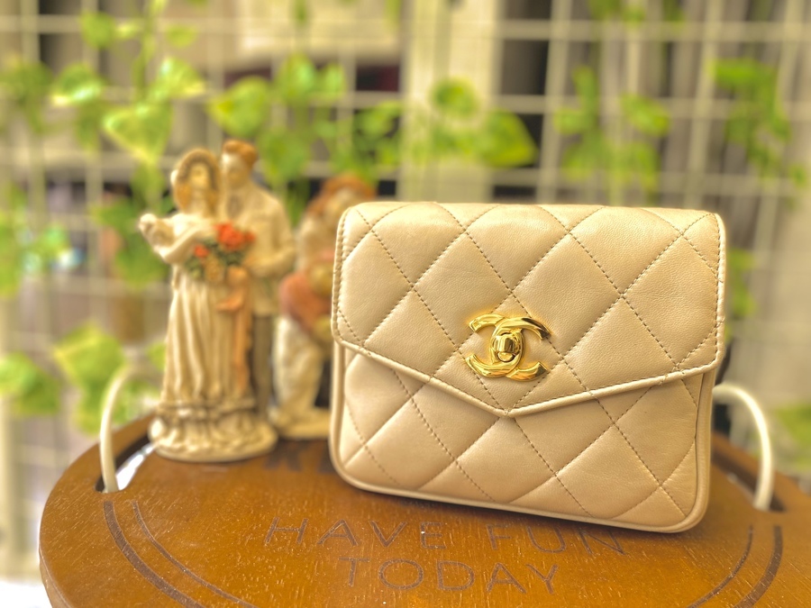 シャネル　ウエストポーチ CHANEL シャネル/ウエストポーチ/スポーツライン/黒/ナイロンの買取実績