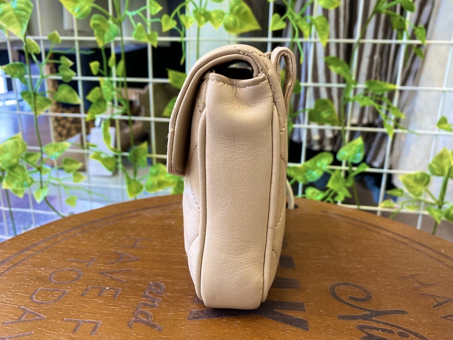 CHANEL/シャネル】 ウエストポーチのご紹介です！｜2022年08月11日