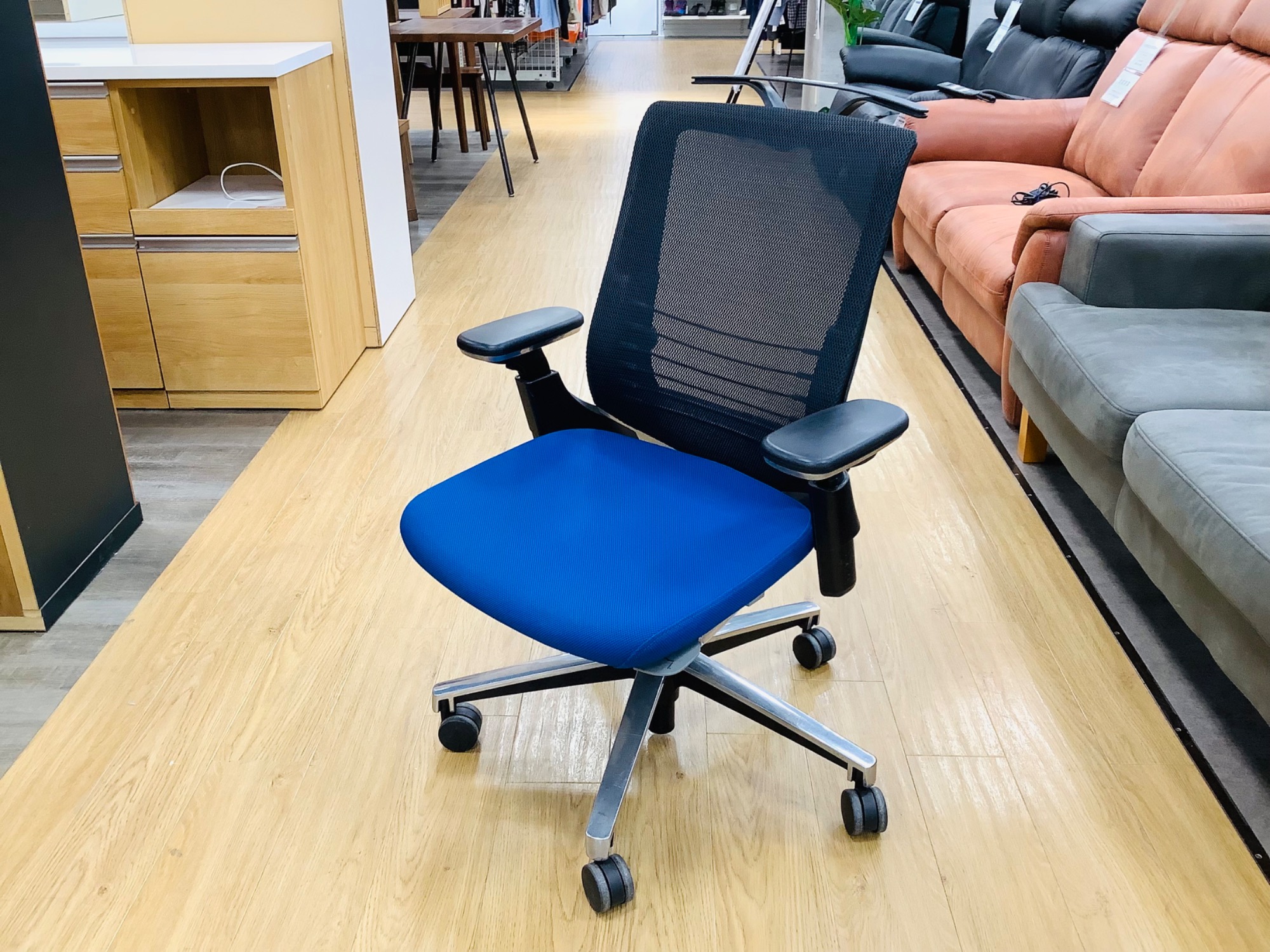KOKUYO オフィスチェアが入荷中です！｜2024年04月06日｜リサイクル