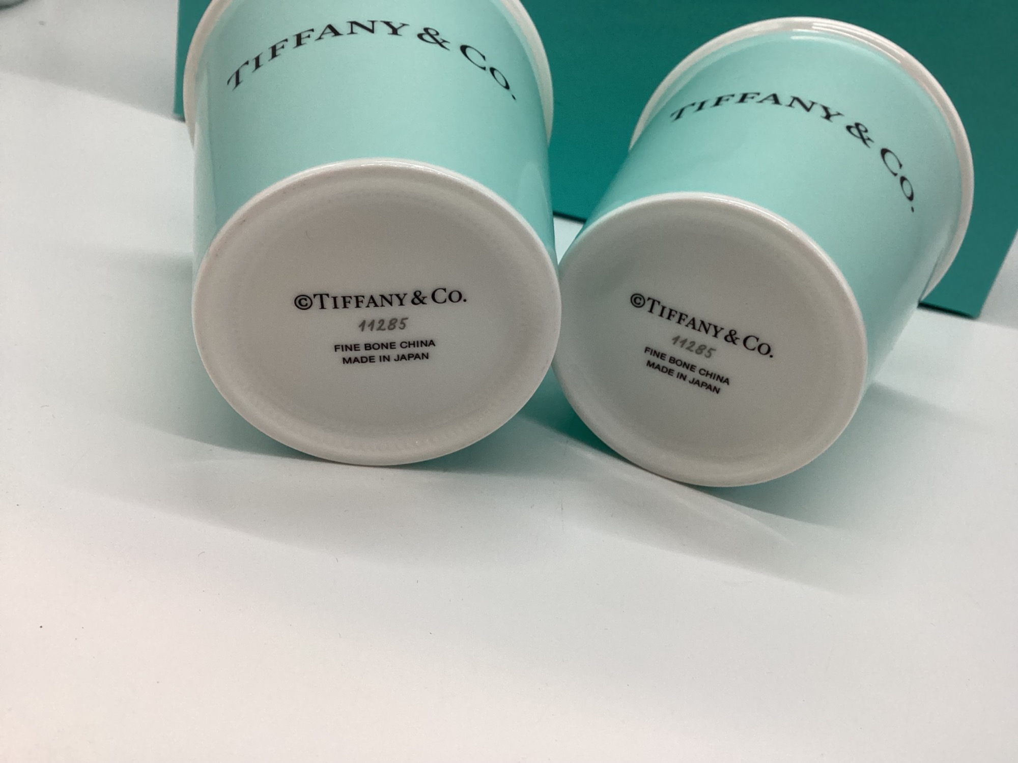 TIFFANY & Co. (ティファニー) マグカップ 2Pセットのご紹介