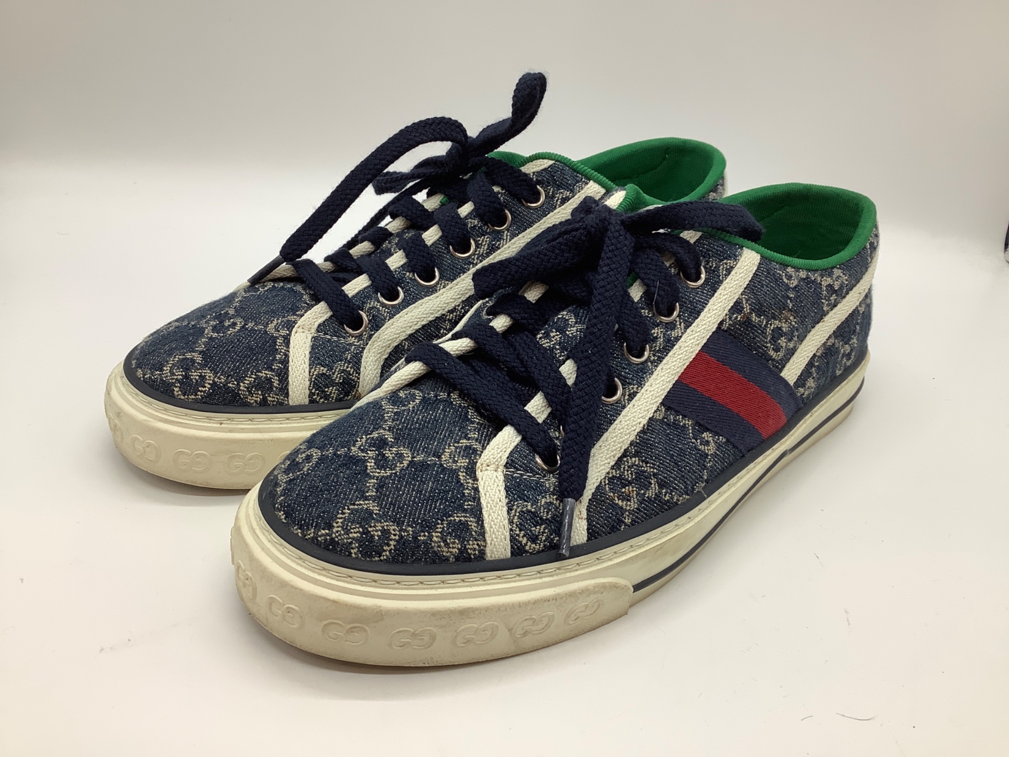 GUCCI (グッチ) ローカットスニーカーのご紹介です！｜2025年08