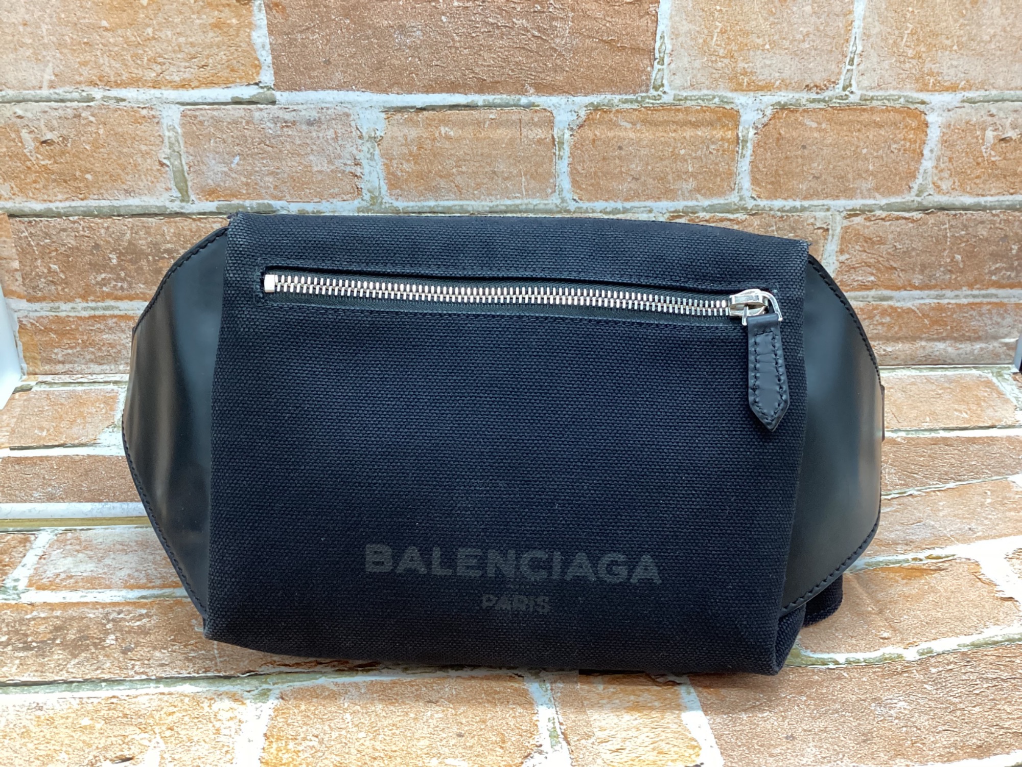 美品 BALENCIAGA バレンシアガ ボディバッグ ブラック 楽天市場】ボディバッグ（ブランドバレンシアガ）（バッグ
