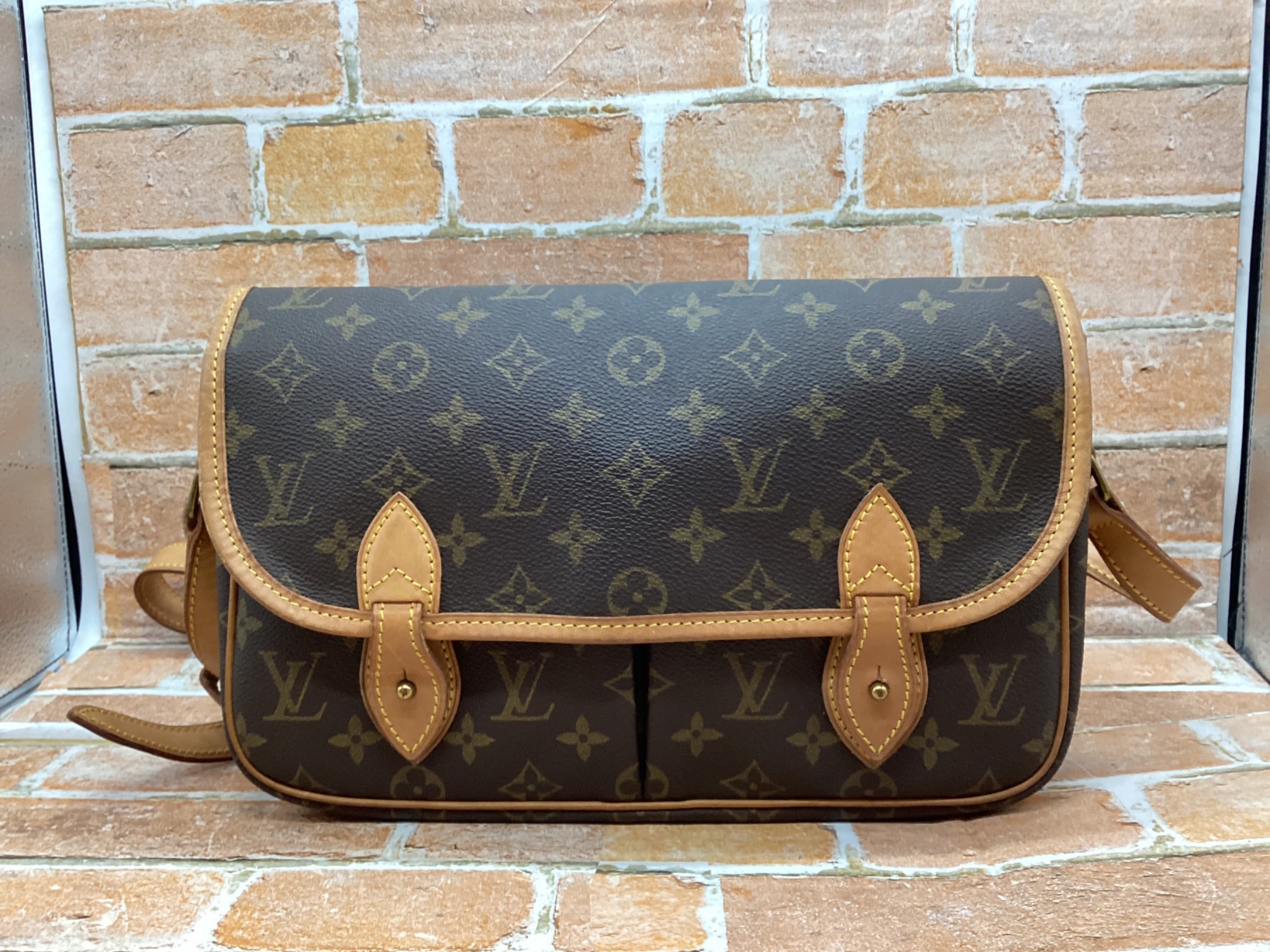 LOUISVUITTON (ルイヴィトン) ショルダートートバッグ
