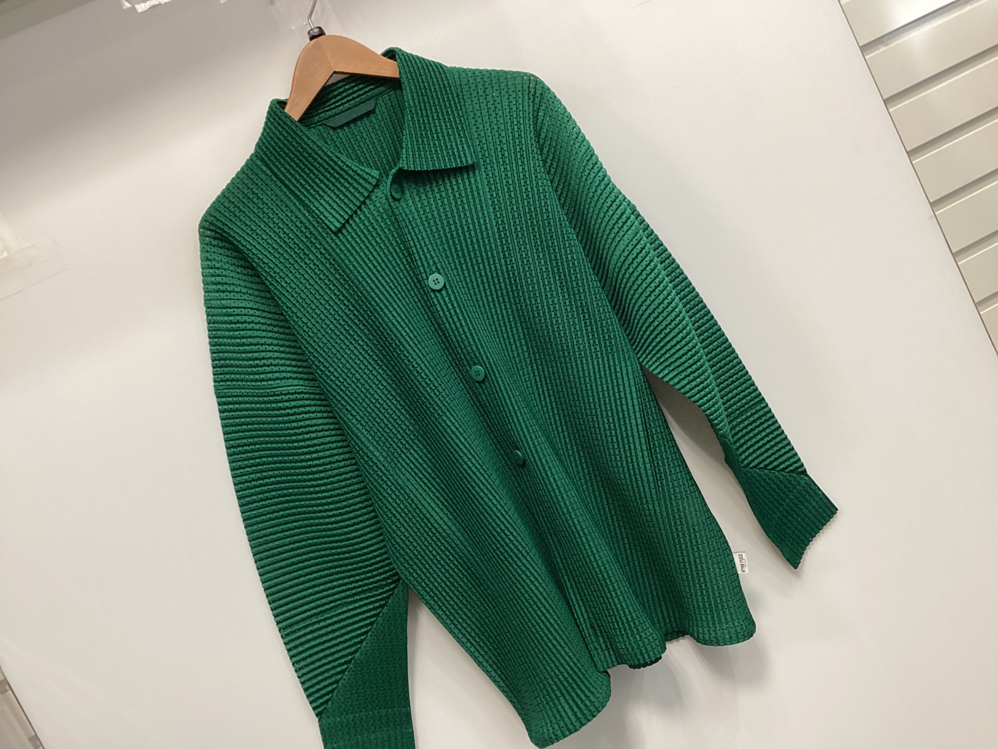 HOMME PLISSE ISSEY MIYAKE (オム プリッセ イッセイ ミヤケ) の
