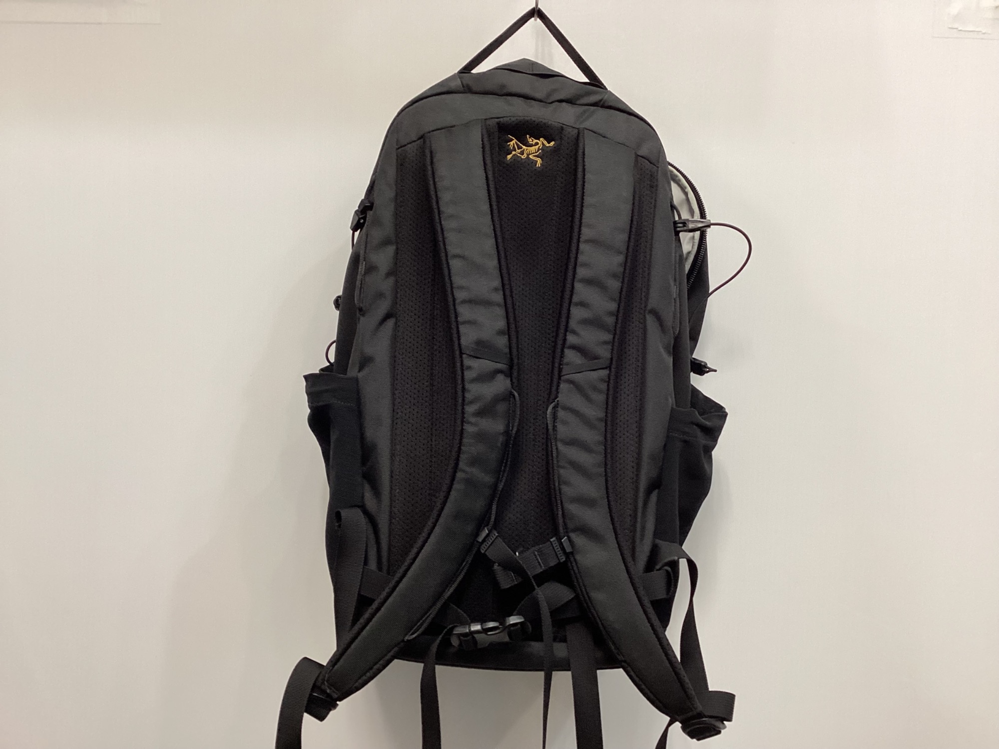 廃盤品　ARC'TERYX ブラック リュック・バックパック ARC'TERYX(アークテリクス) リュック X000006044が買取入荷致し