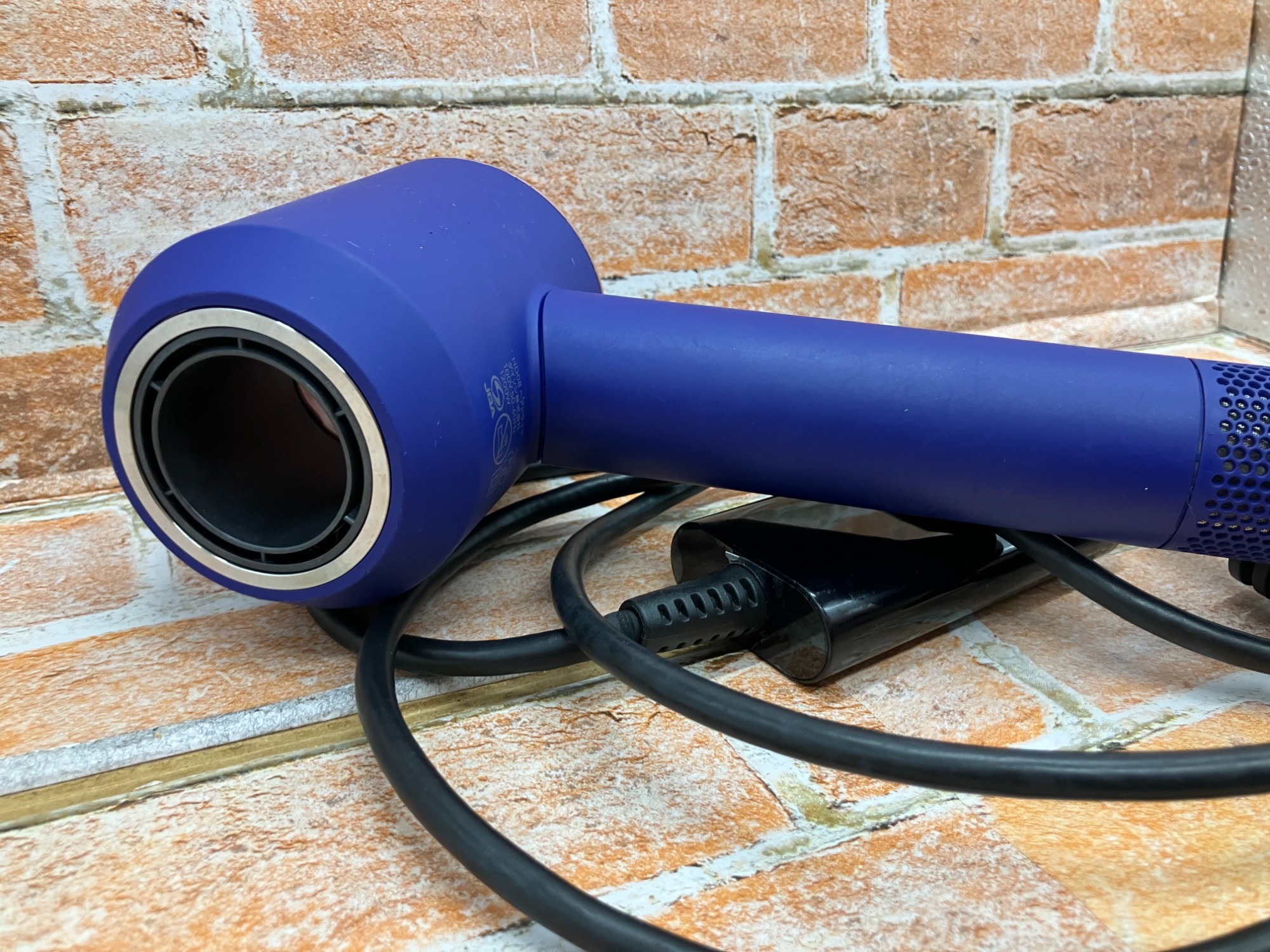 dyson（ダイソン）ヘアードライヤー入荷致しました！｜2025年10月30日