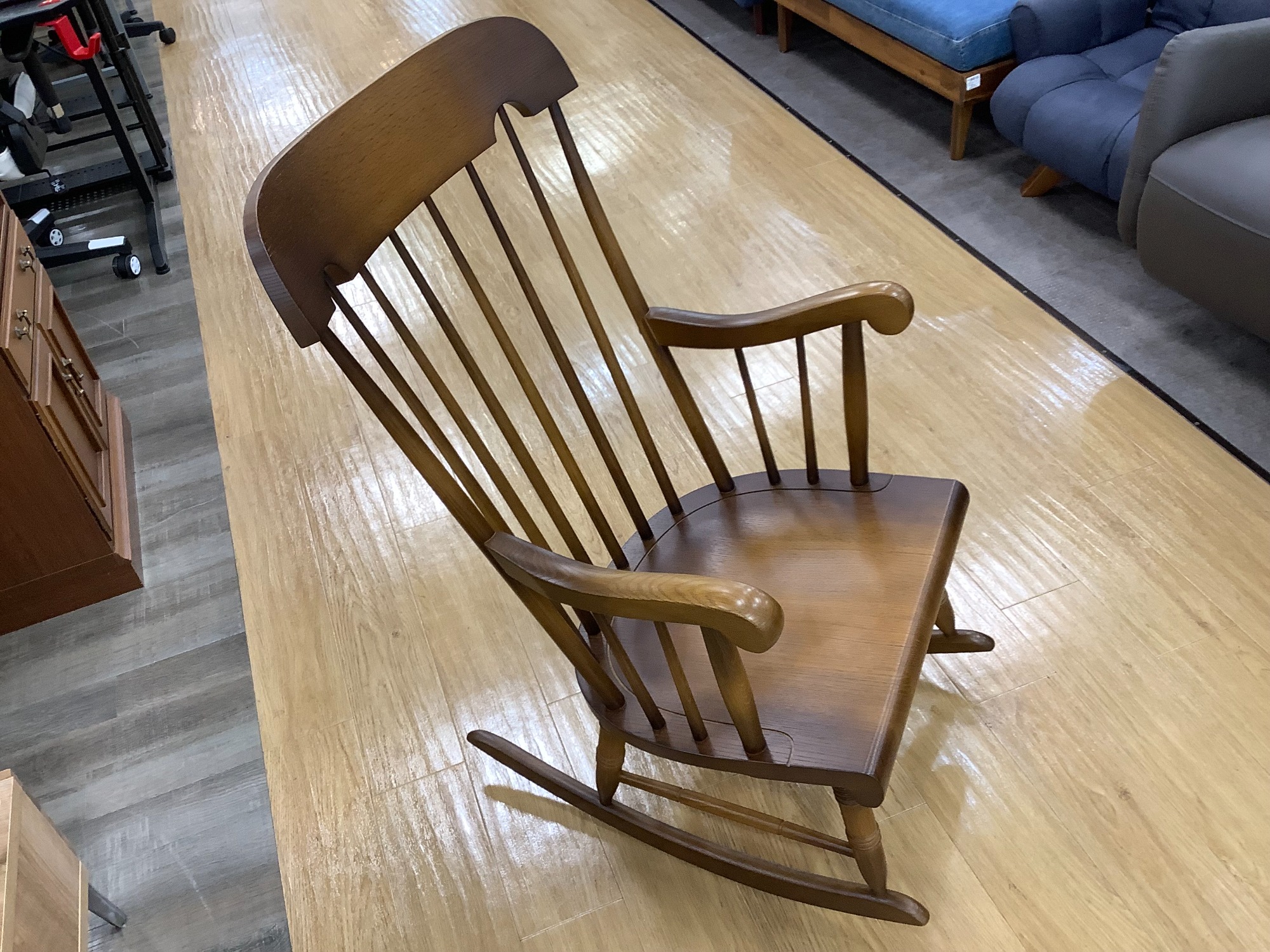 ロッキングチェア　引き取り限定❗ ロッキングチェア 引き取り限定❗