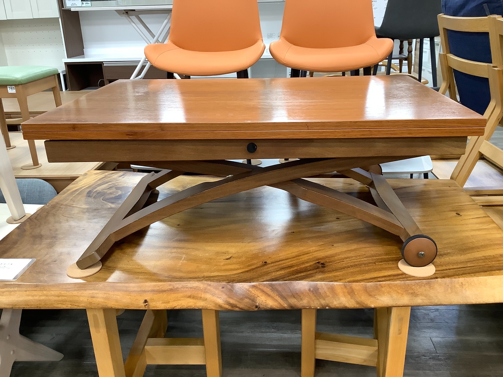 CALLIGARIS（カリガリス）リフトアップテーブル買取入荷致しました