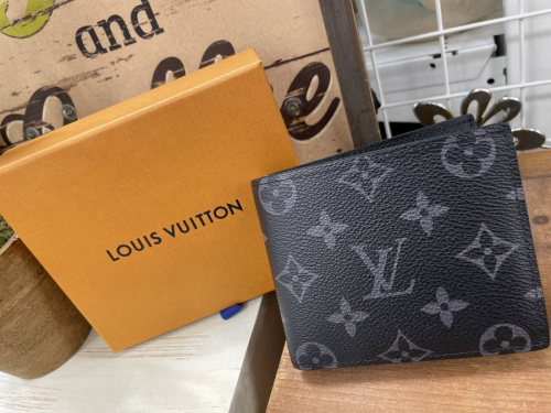 バッグ・財布の財布