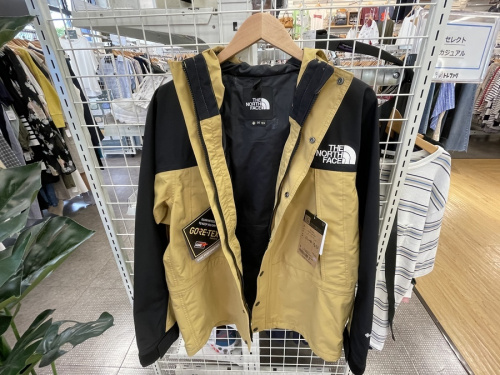 マウンテンライトジャケットのTHE NORTH FACE