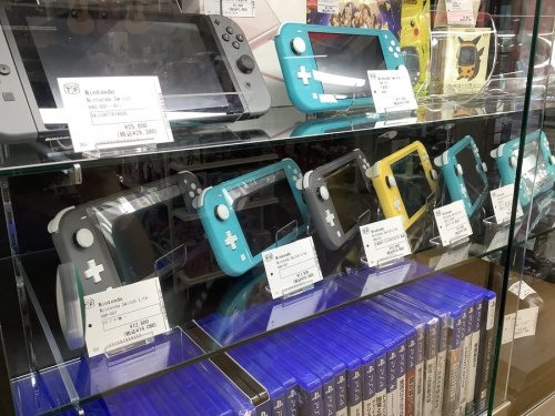 Nintendo Switchのニンテンドースイッチ 中古