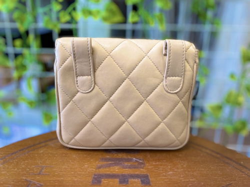 ウエストポーチのCHANEL