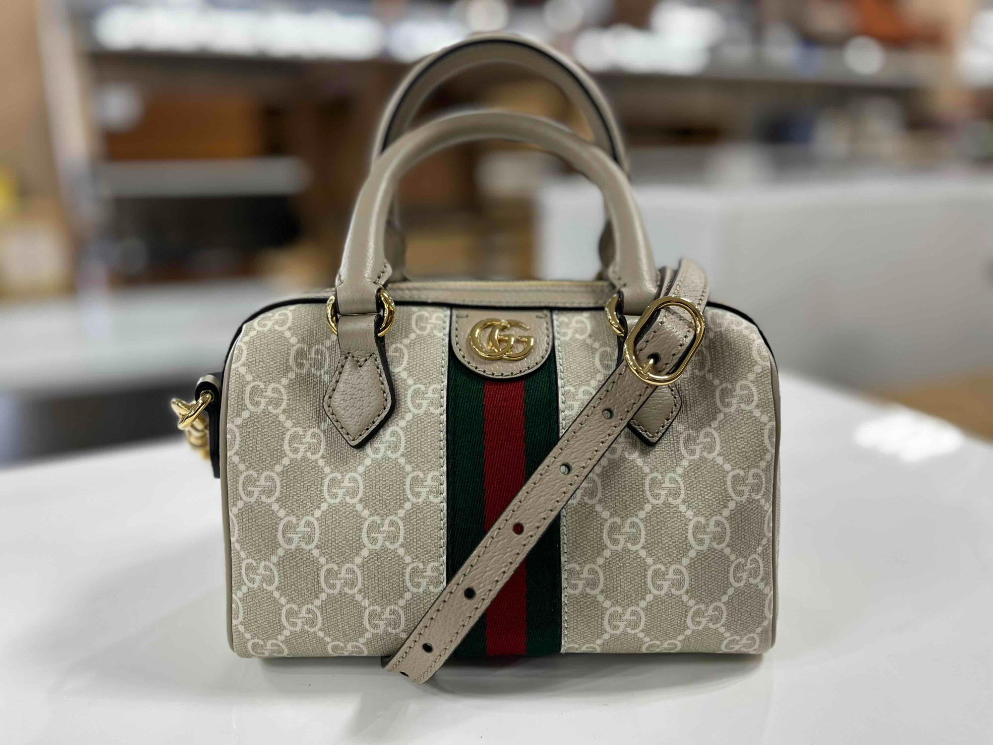 贈り物 GUCCI(グッチ)】ショルダーバックGGスプリーム買取入荷いたし バッグ