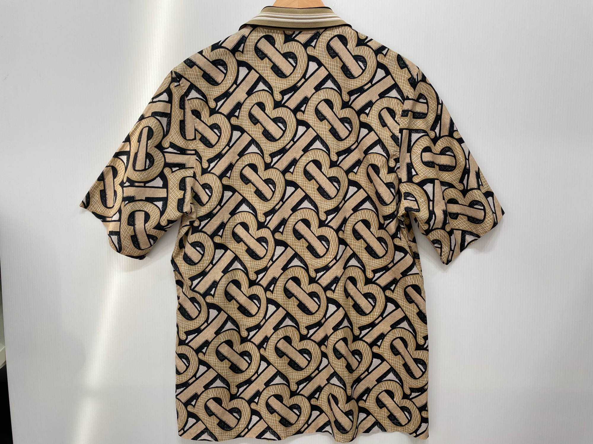 【直営店買付】★Burberry★レオパード トップ 楽天市場】バーバリー BURBERRY London England メンズ 2つ折り