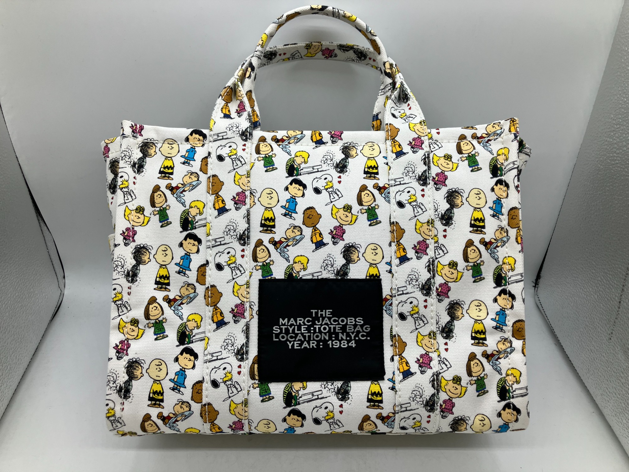 MARC JACOBS×PEANUTS チャーリー・ブラウン トートバッグ 奇跡のコラボ 】 MARC JACOBS × PEANUTS 2WAYトートバック 買取
