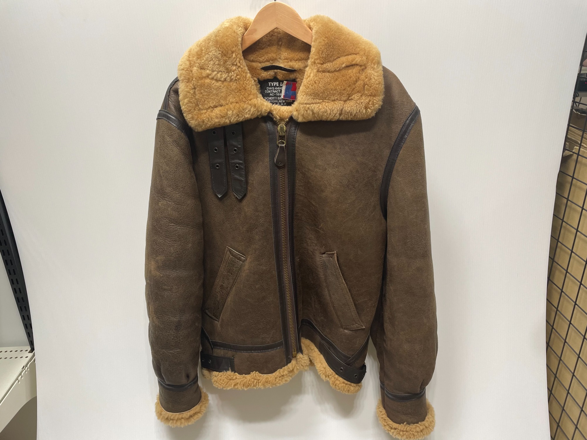 SCHOTT BROS B-3ムートンジャケット 買取入荷しました｜2025年10