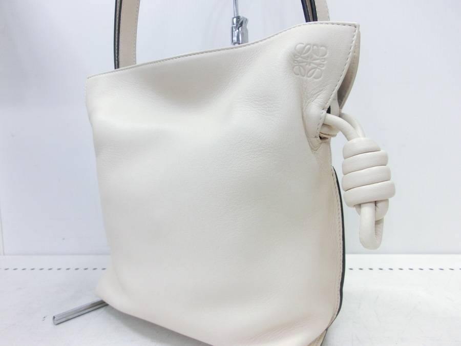 LOEWE(ロエベ)のショルダーバッグ「フラメンコノットスモール」入荷 