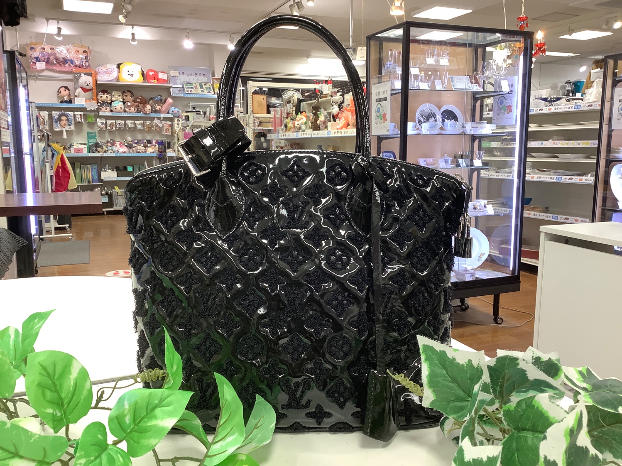 トレファク府中店】ルイヴィトン モノグラムのショルダーバッグ