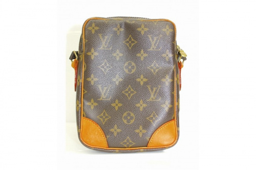 LOUIS VUITTON ルイヴィトンの府中ブランド