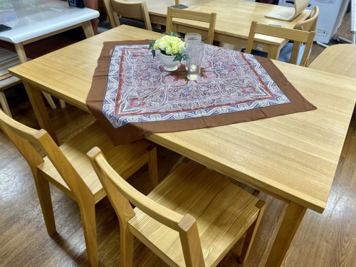 家具のダイニングセット
