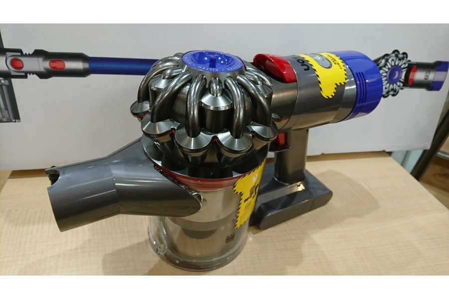 【安心の6ヶ月保証】　dyson　V7　fluffy　コードレスクリーナー　[トレファク八王子めじろ台店] 安心の6ヶ月保証】 dyson V7 fluffy コードレスクリーナー [トレファク
