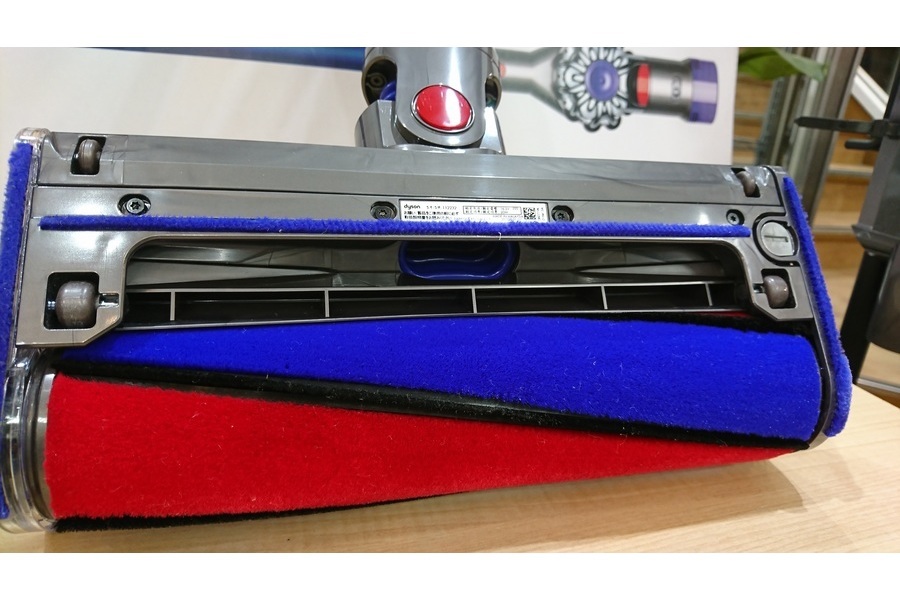 安心の6ヶ月保証】 dyson V7 fluffy コードレスクリーナー [トレファク