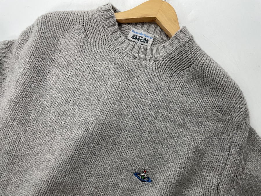 スマホで購入】Vivienne Westwood manより旧タグロゴニットを