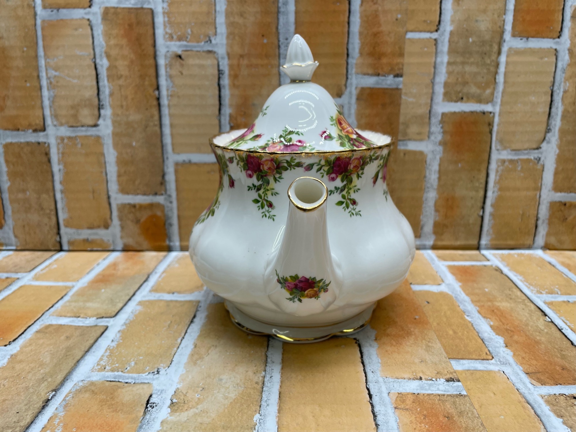 食器買取強化中】ROYAL ALBERT（ロイヤルアルバート）オールド