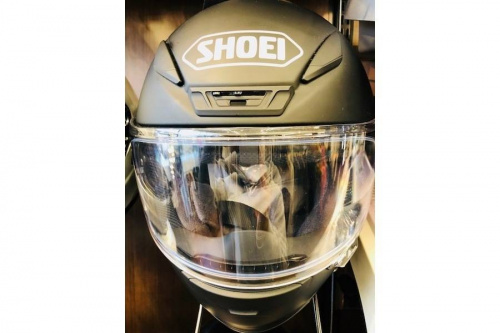 ヘルメットのSHOEI