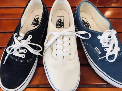 メンズファッションのスニーカー