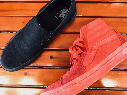 スニーカーのVans