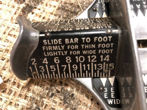 レッドウィングの八王子多摩立川洋服買取