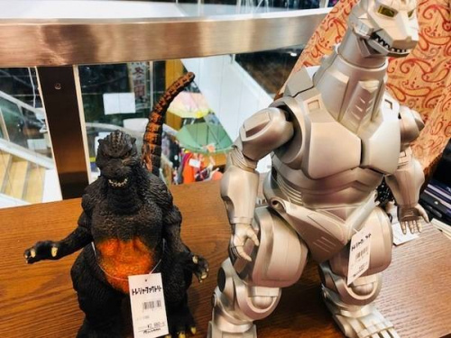 ゴジラの八王子多摩立川ホビー