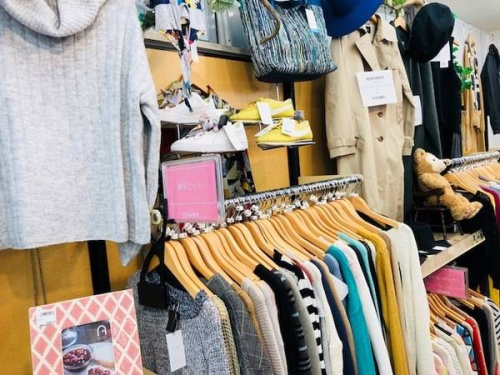 レディースファッションのニット