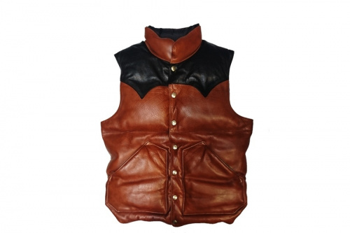 メンズファッションのダウンベスト