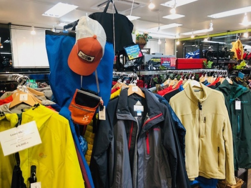 3連休　セールの八王子多摩立川洋服買取