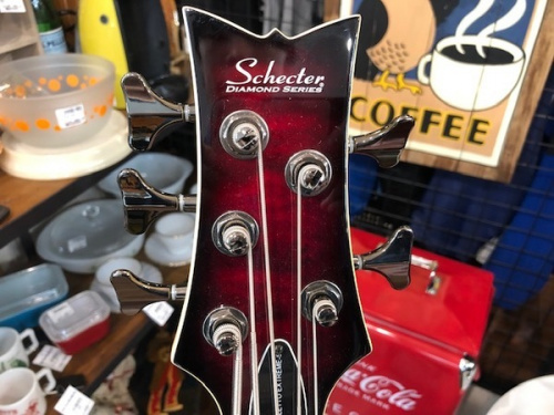 エレキベース　中古の5弦ベース　中古　八王子